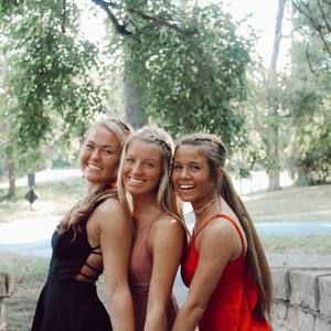 Meet your Posher, Amelia